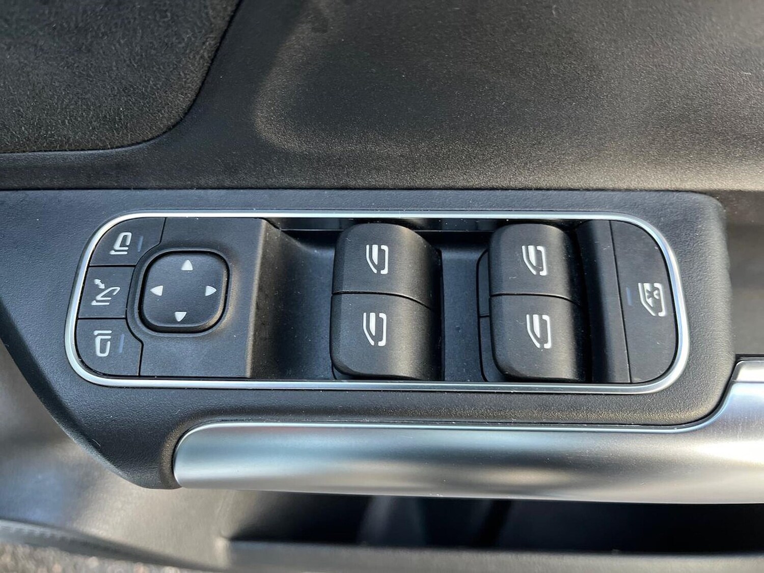 Used Mercedes-Benz GLA 2021 for sale - 76736673: Photo 21