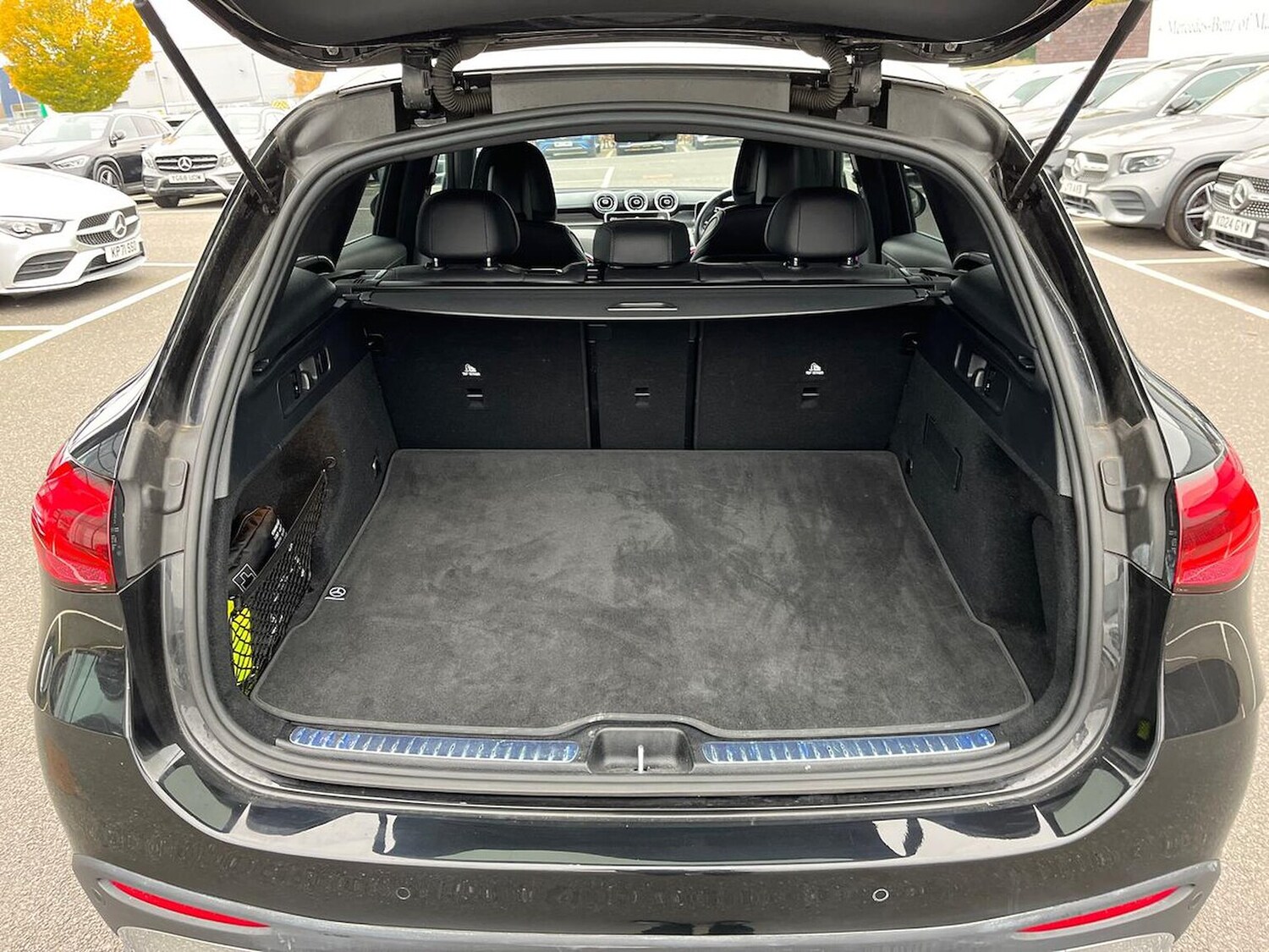 Used Mercedes-Benz GLC 2024 for sale - 76924600: Photo 17