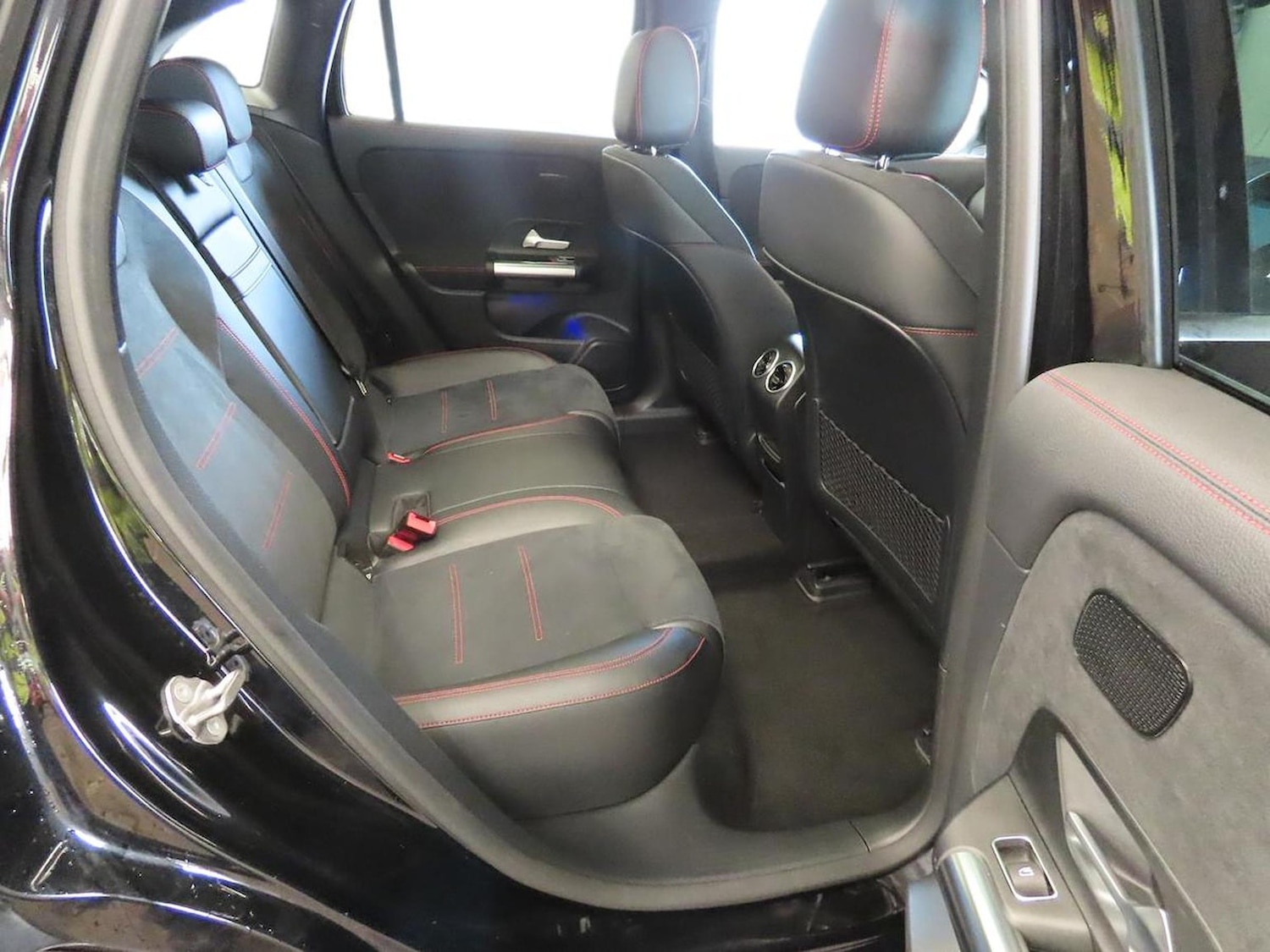 Used Mercedes-Benz EQA 2022 for sale - 76490532: Photo 9