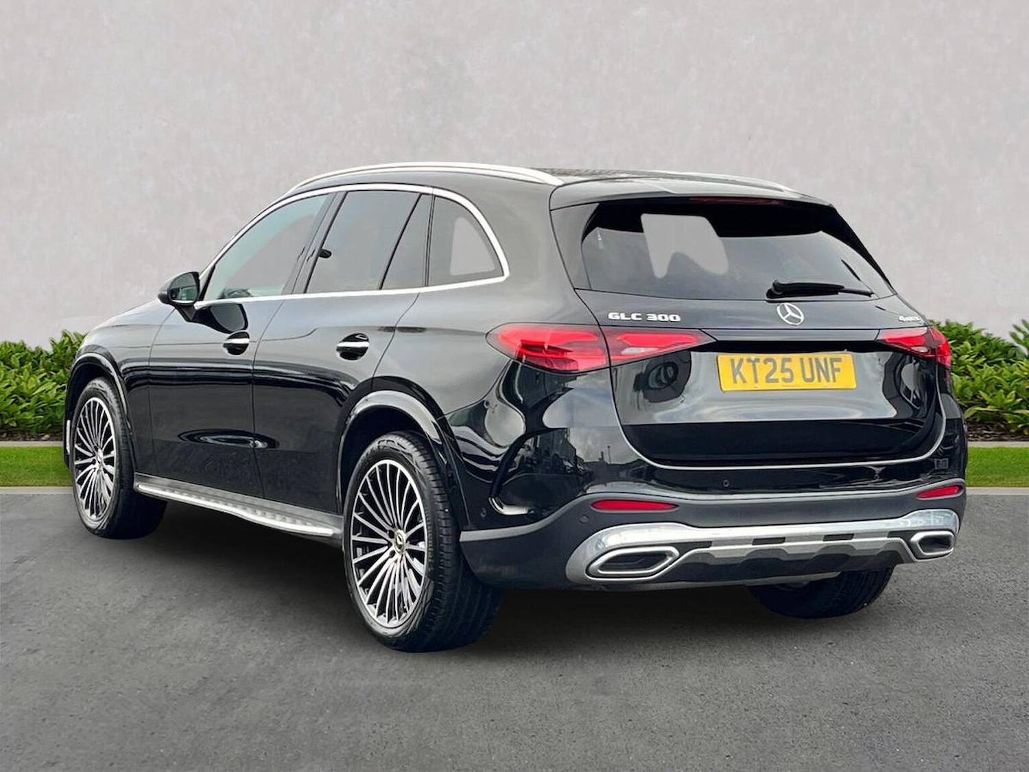 Used Mercedes-Benz GLC 2025 for sale - 77056732: Photo 2