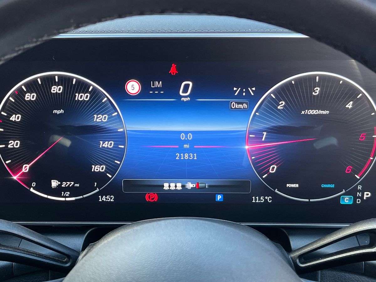 Used Mercedes-Benz GLC 2023 for sale - 78070629: Photo 10