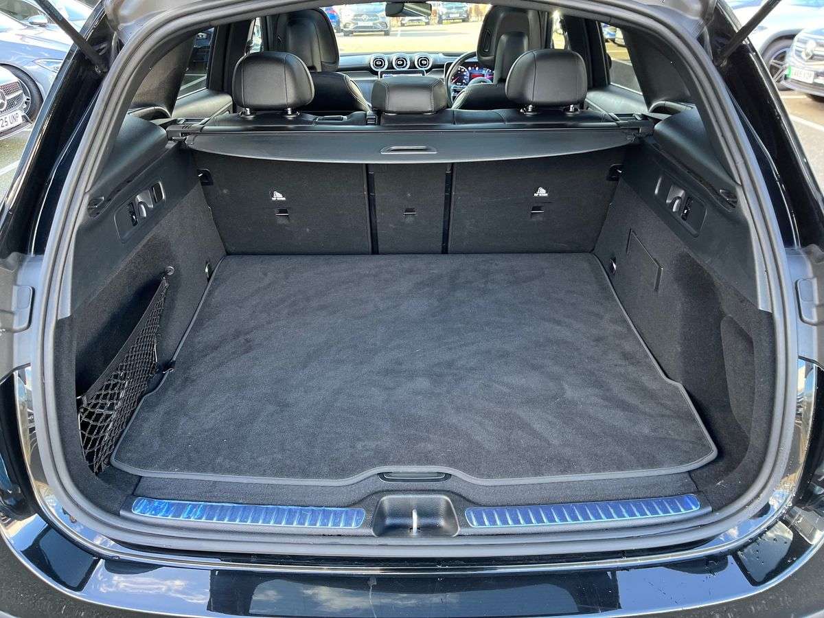 Used Mercedes-Benz GLC 2023 for sale - 78070629: Photo 17