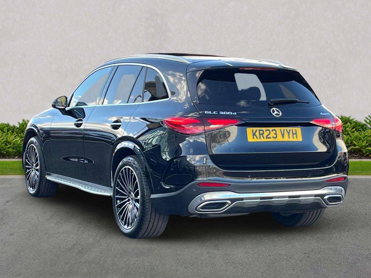 Used Mercedes-Benz GLC 2023 for sale - 78070629: Photo 2