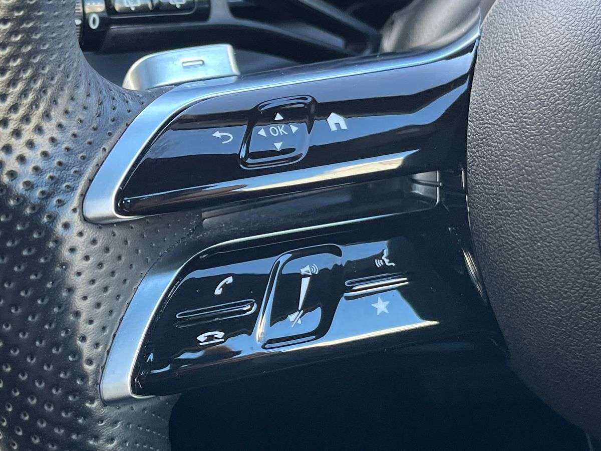 Used Mercedes-Benz GLC 2023 for sale - 78070629: Photo 26