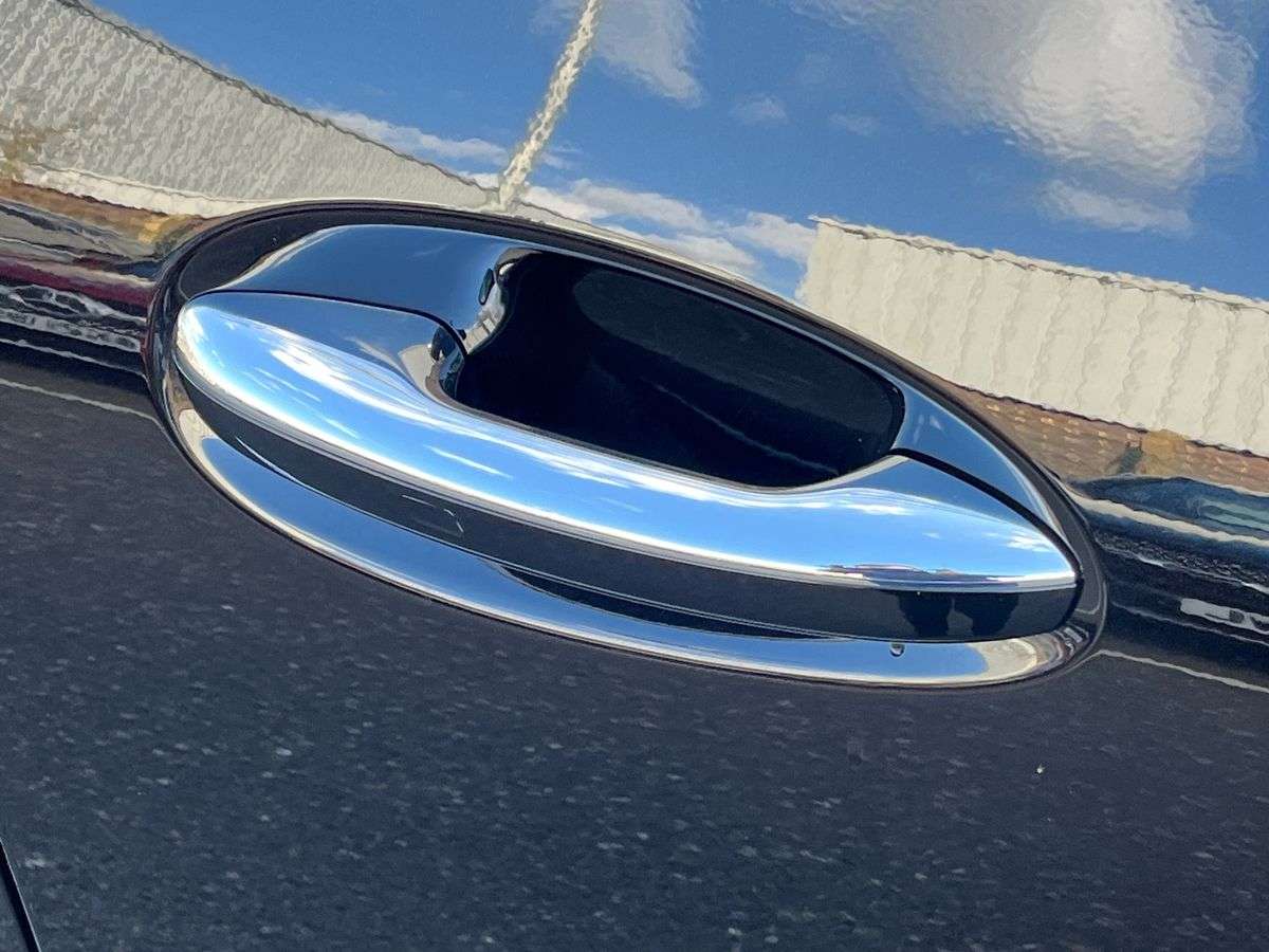 Used Mercedes-Benz GLC 2023 for sale - 78070629: Photo 37