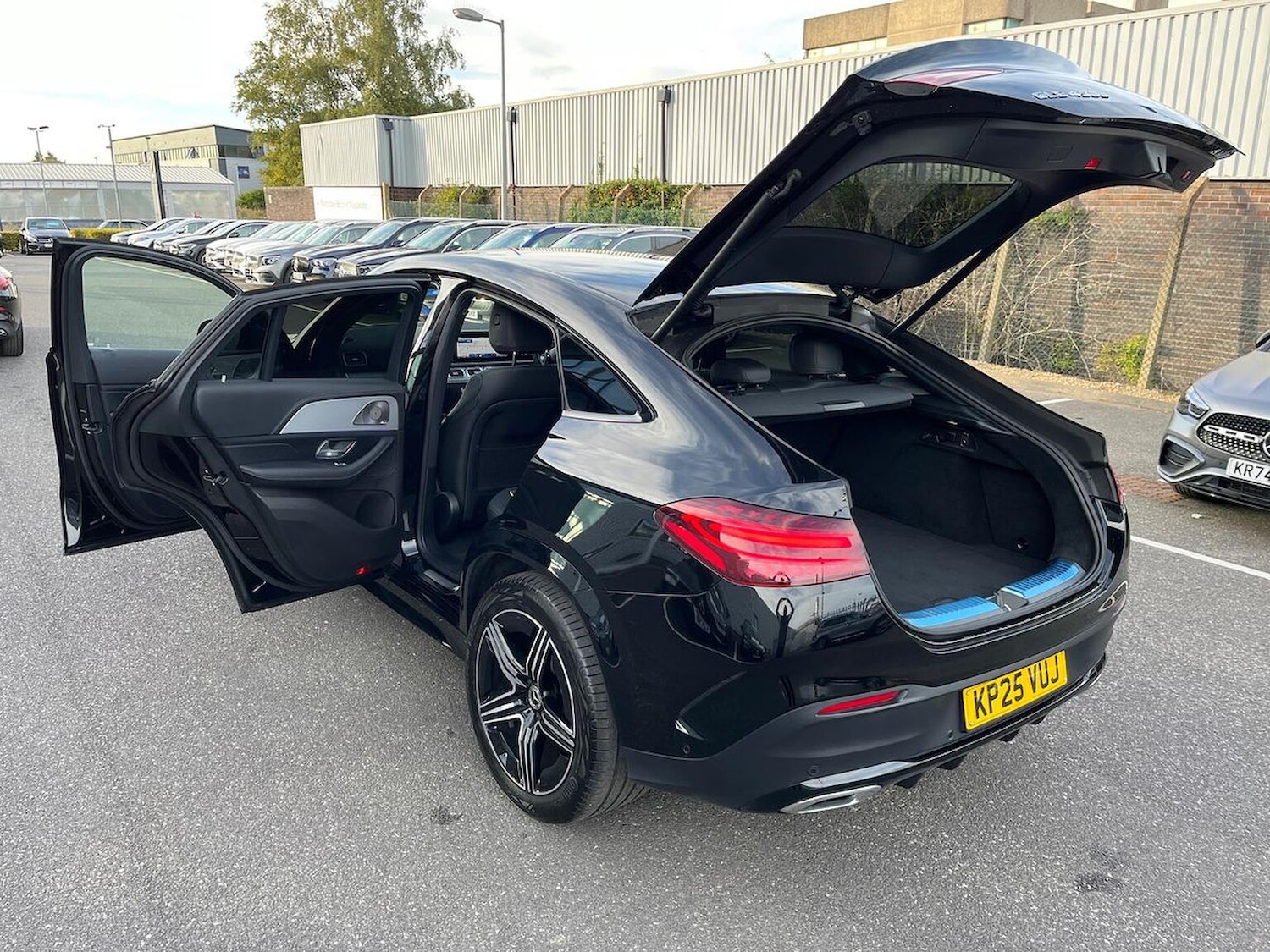 Used Mercedes-Benz GLE-Class 2025 for sale - 76127229: Photo 40