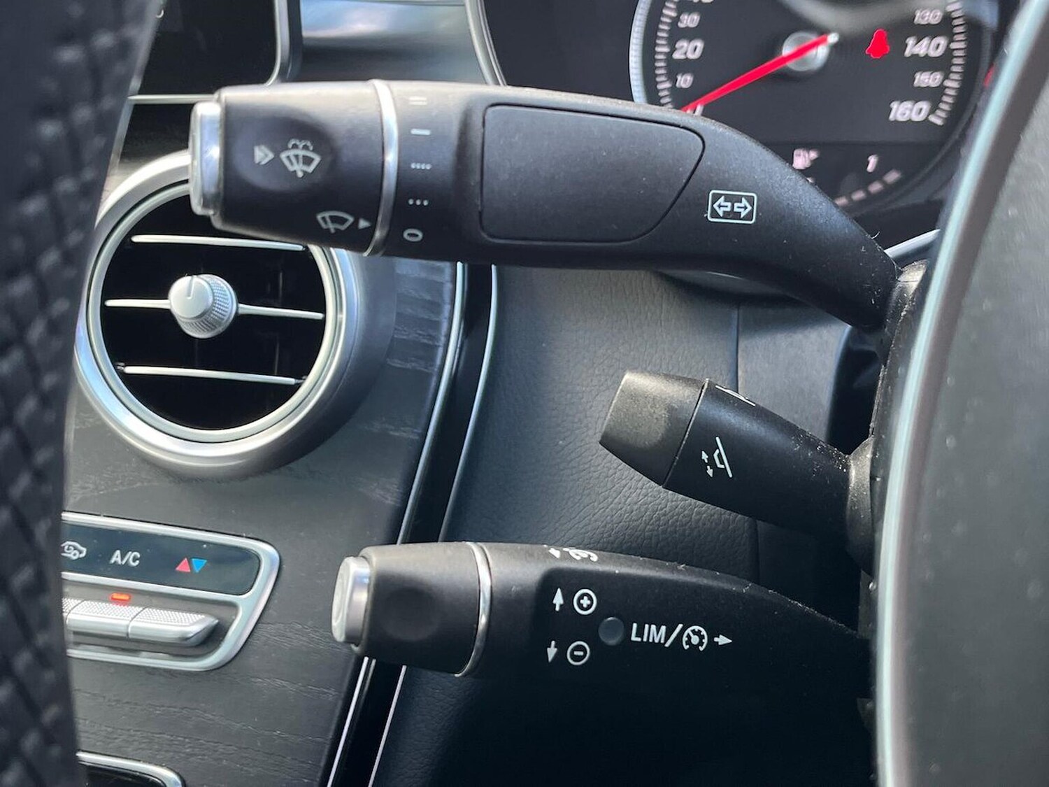 Used Mercedes-Benz C Class 2016 for sale - 76382674: Photo 28