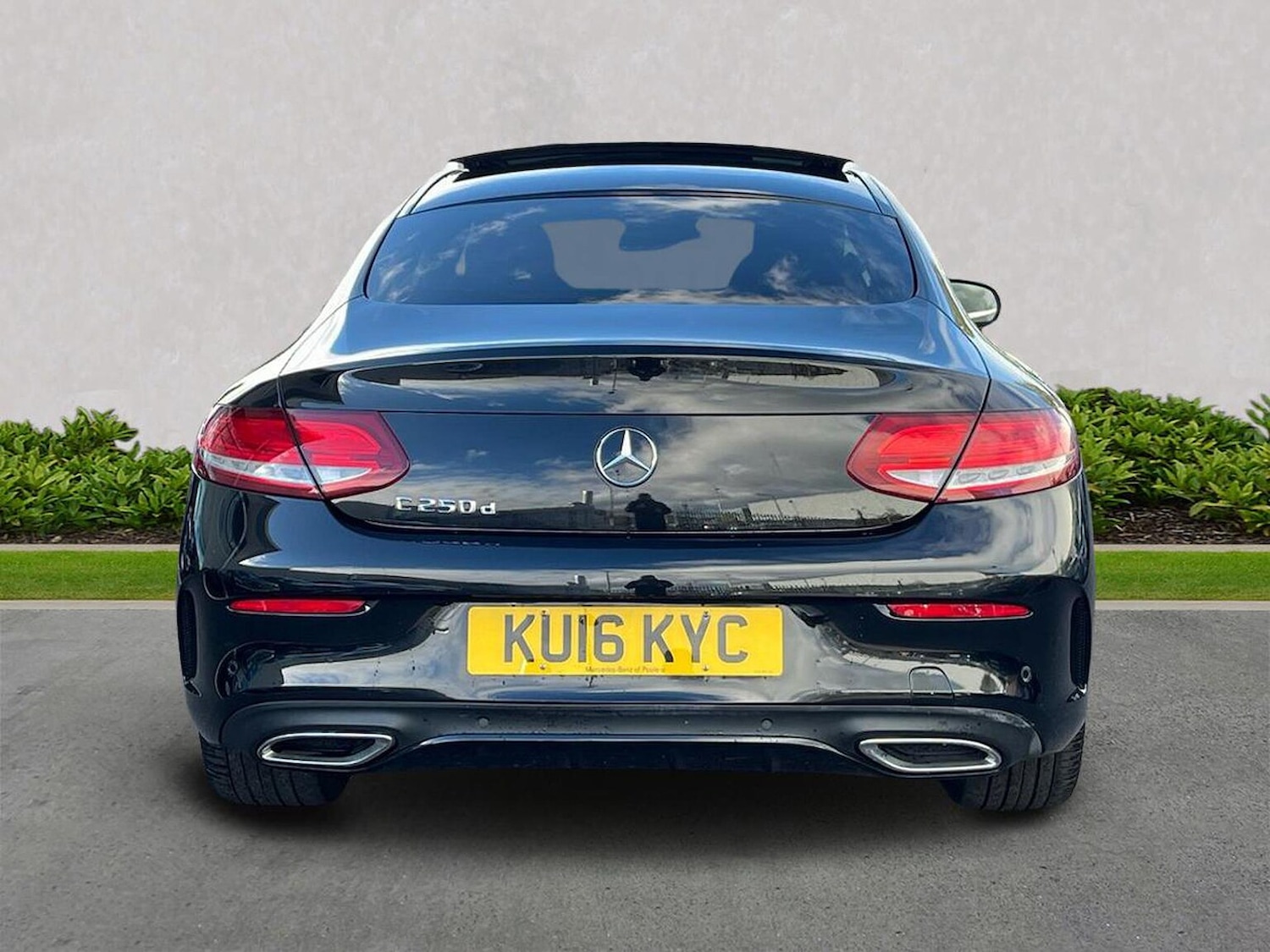 Used Mercedes-Benz C Class 2016 for sale - 76382674: Photo 4