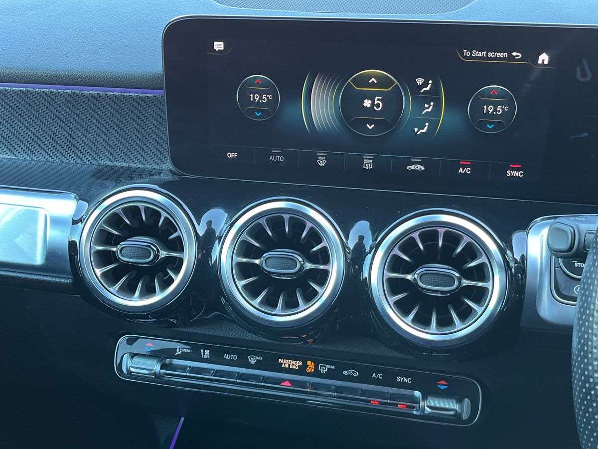 Used Mercedes-Benz GLB 2023 for sale - 78194095: Photo 12