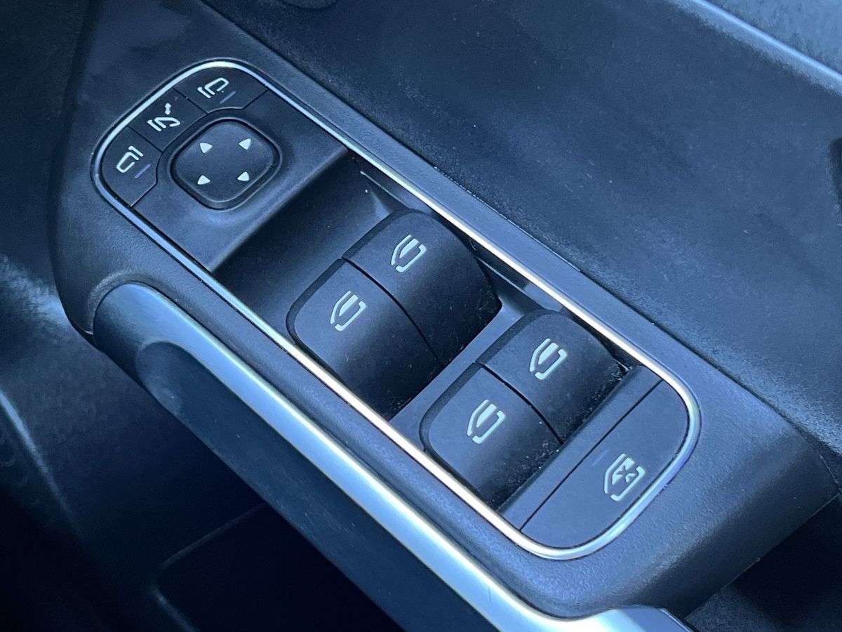 Used Mercedes-Benz GLB 2023 for sale - 78194095: Photo 21