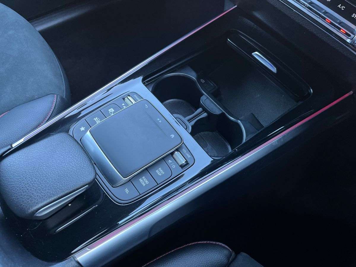 Used Mercedes-Benz GLB 2023 for sale - 78194095: Photo 32