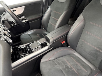 Used Mercedes-Benz EQA 2022 for sale - 76605518: Photo