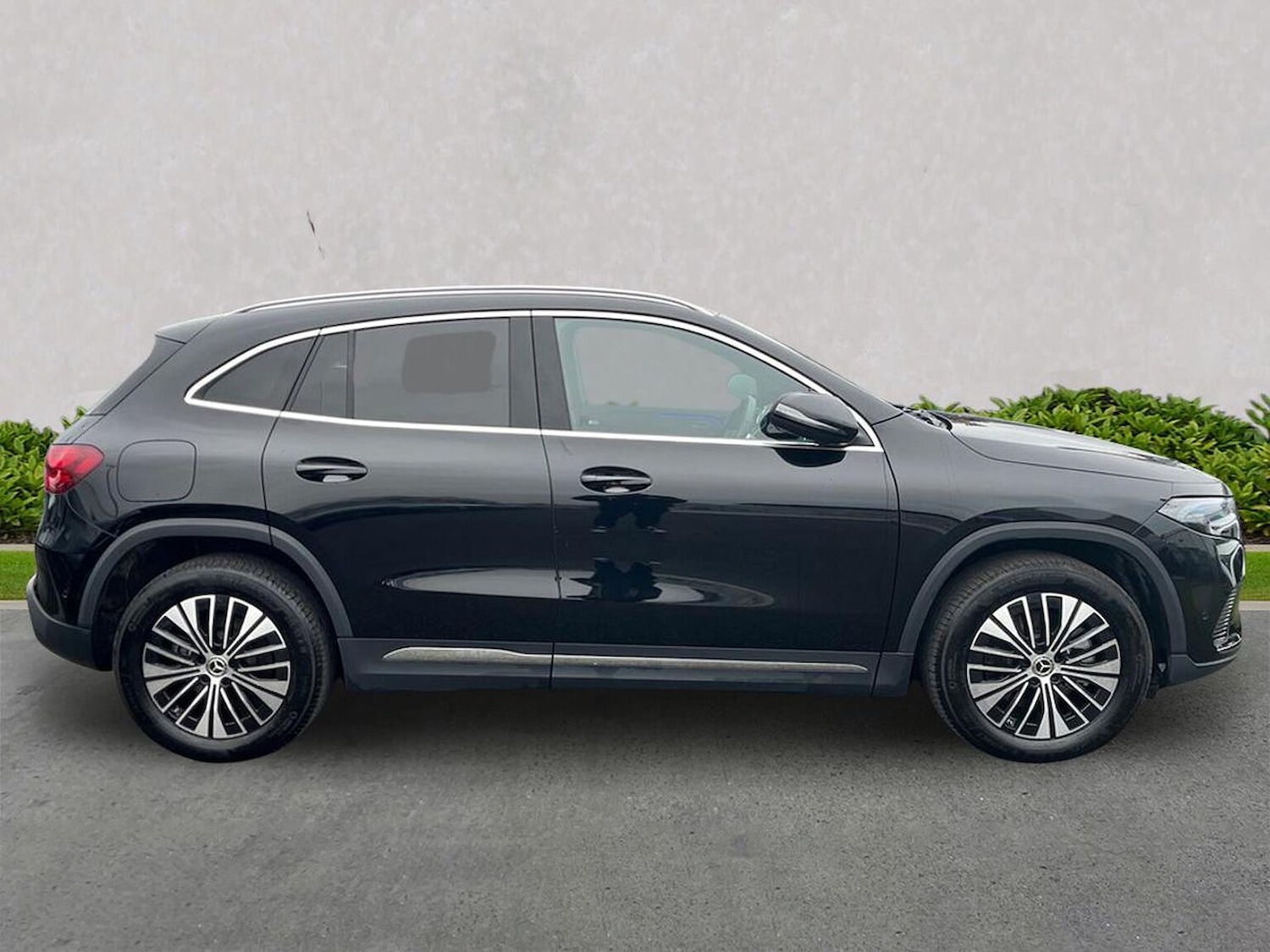 Used Mercedes-Benz EQA 2024 for sale - 77488229: Photo 3