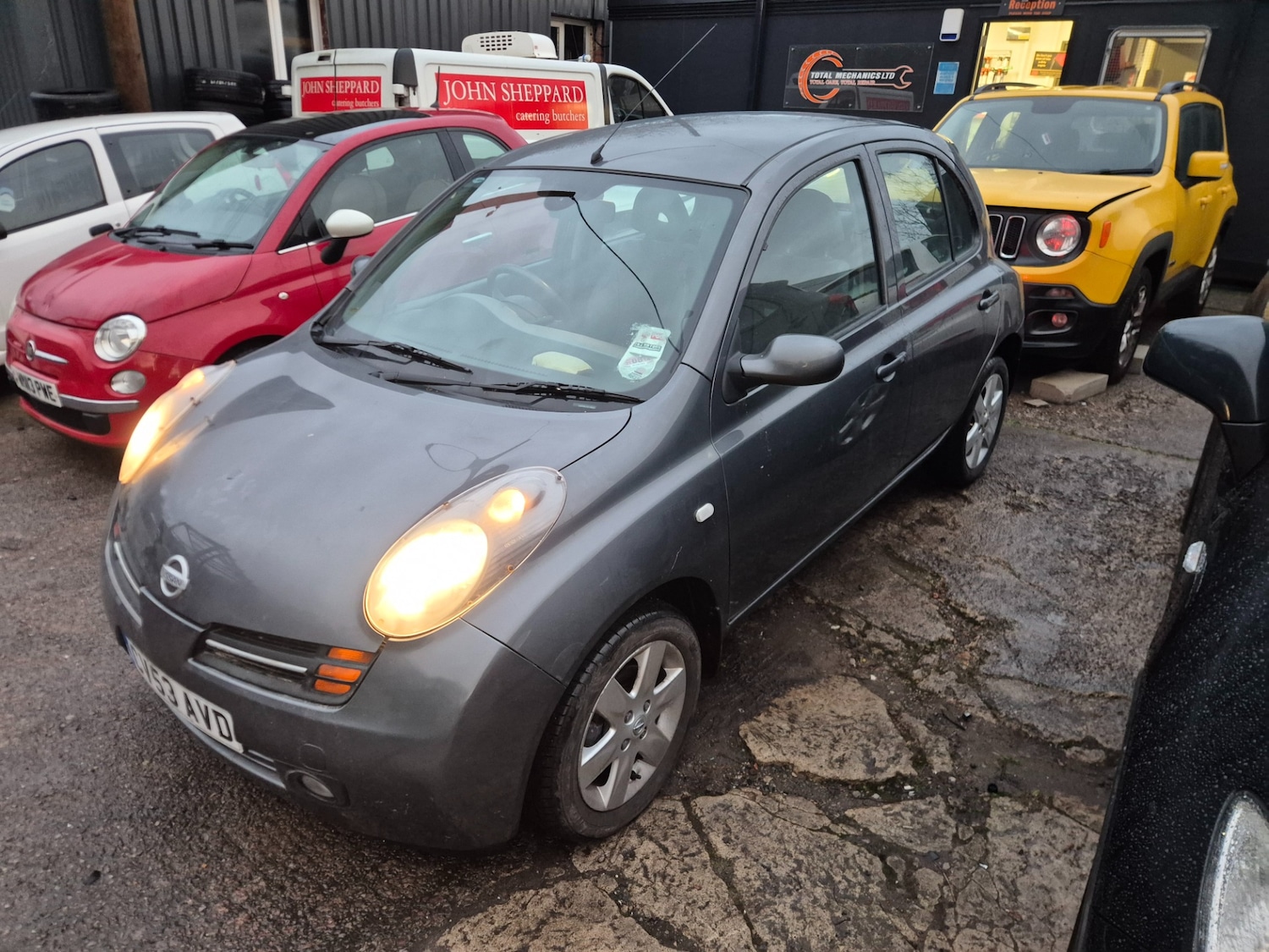 Used Nissan Micra 2003 for sale - 77213037: Photo 2