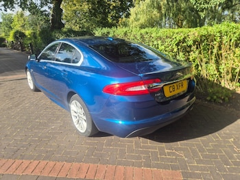Used Jaguar XF 2012 for sale - 79437350: Photo