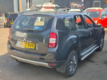 Used Dacia Duster 2017 for sale - 78688022: Photo