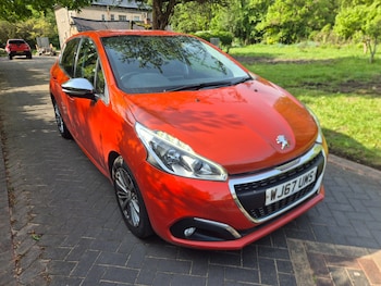Used Peugeot 208 2017 for sale - 78223395: Photo