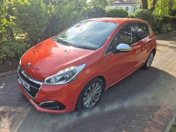 Used Peugeot 208 2017 for sale - 78223395: Photo
