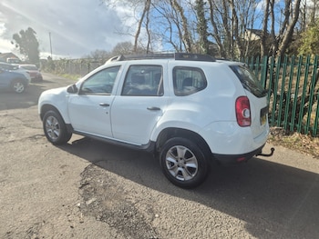 Used Dacia Duster 2014 for sale - 77669046: Photo