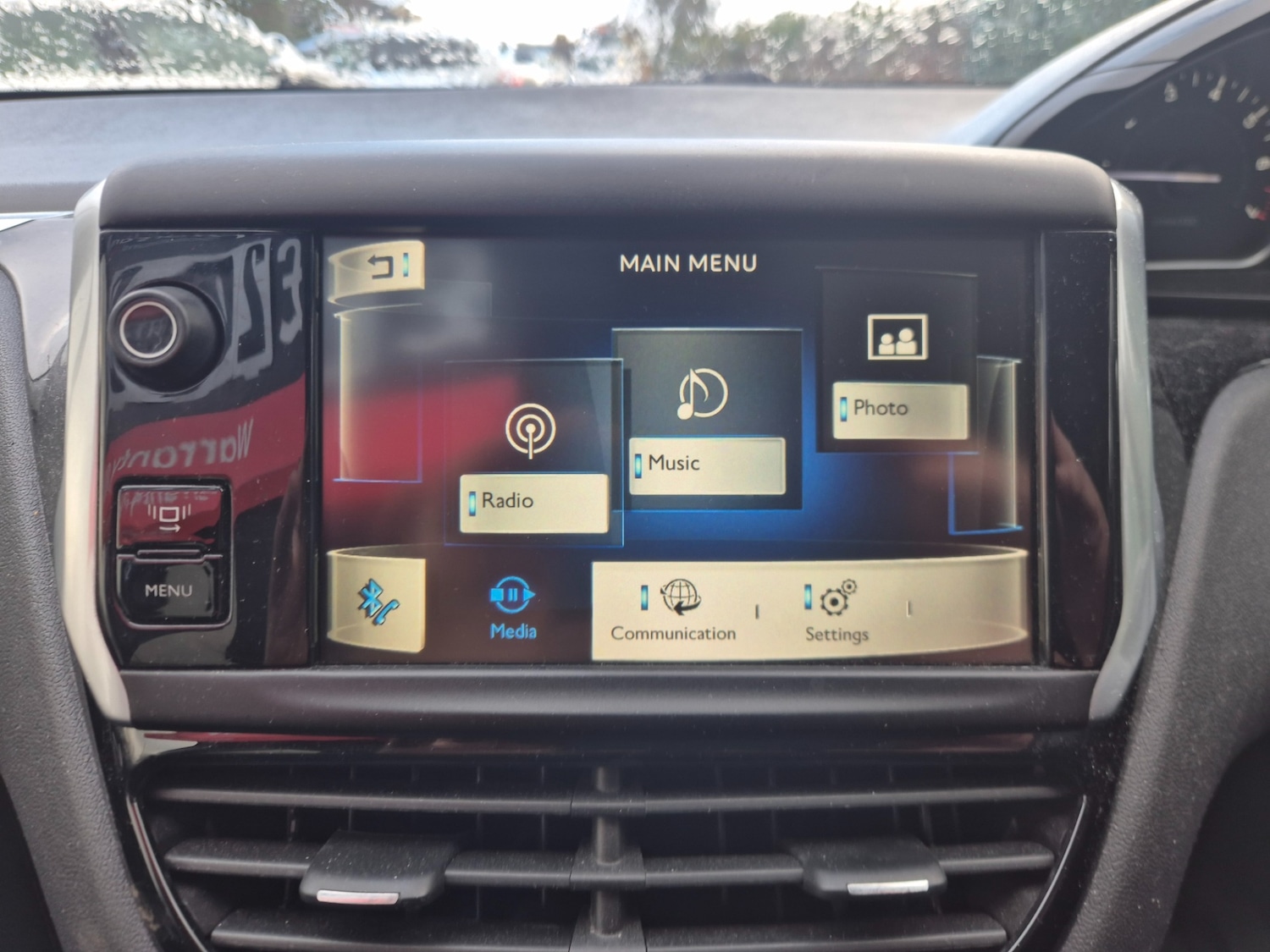 Used Peugeot 208 2013 for sale - 76979349: Photo 6