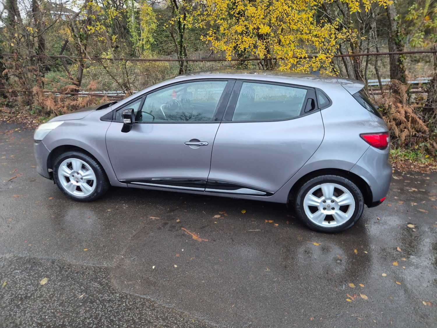 Used Renault Clio 2013 for sale - 76766391: Photo 6