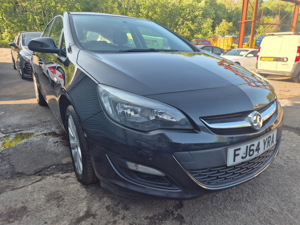 Used Vauxhall Astra 2014 for sale - 74976648: Photo 2