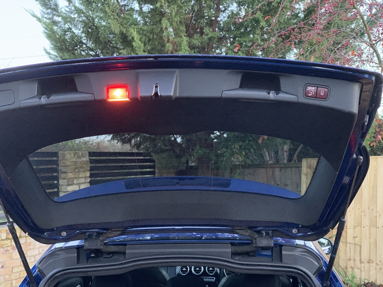 Used Mercedes-Benz C Class 2015 for sale - 76596565: Photo 17