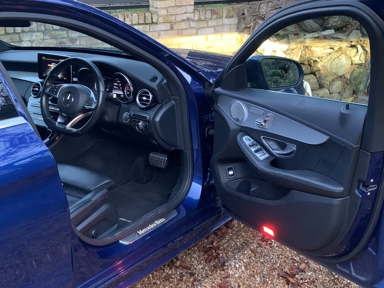 Used Mercedes-Benz C Class 2015 for sale - 76596565: Photo 23