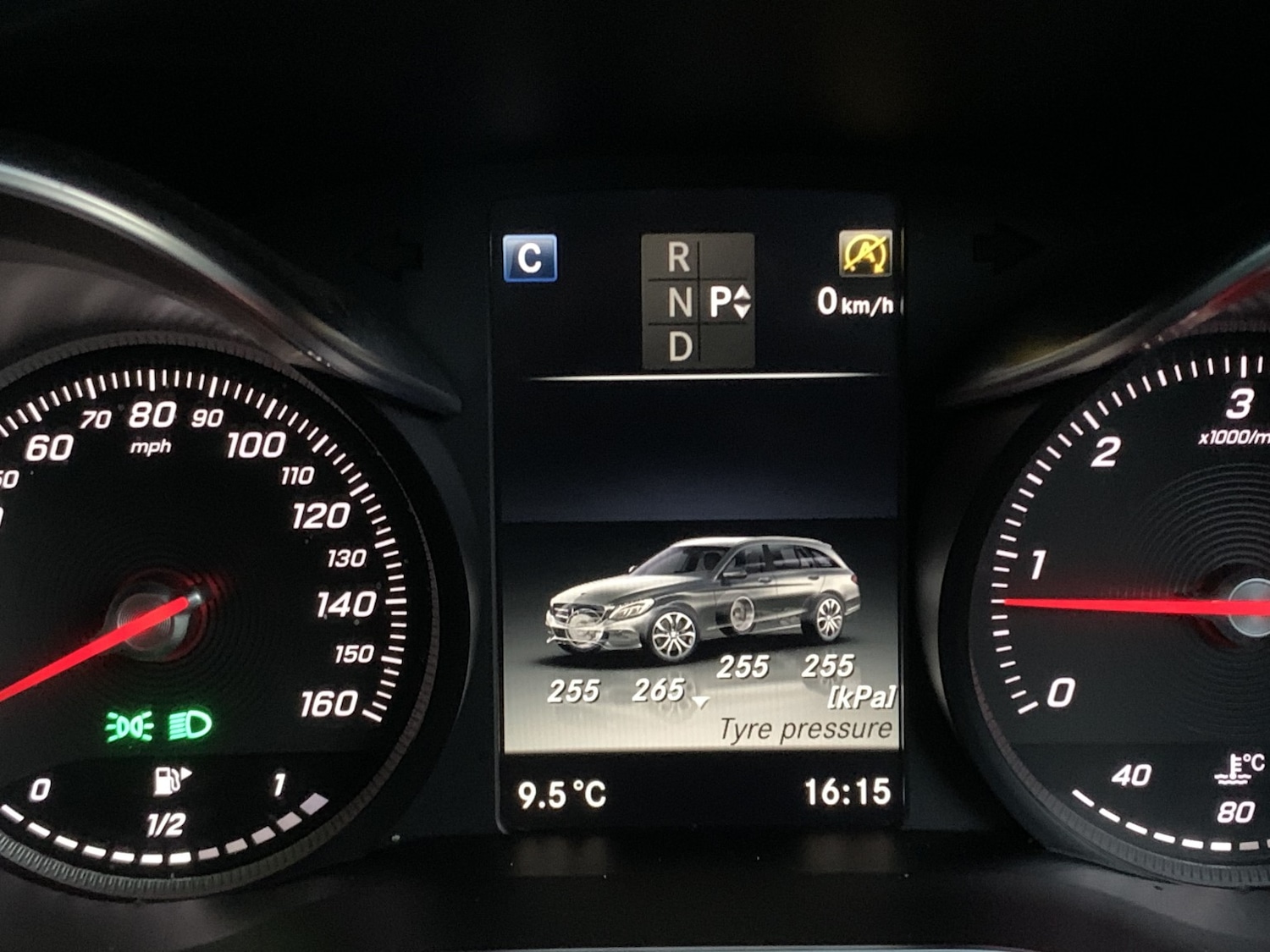 Used Mercedes-Benz C Class 2015 for sale - 76596565: Photo 51