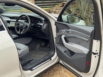 Used Audi e-tron 2021 for sale - 77167809: Photo