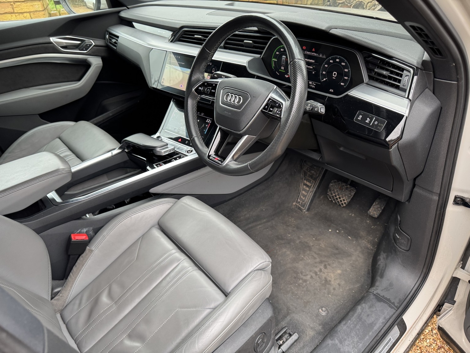 Used Audi e-tron 2021 for sale - 77167809: Photo 5