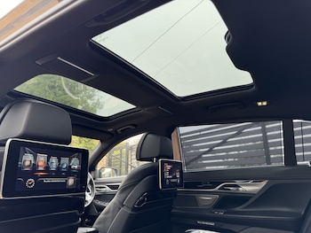 Used BMW 7 Series 2016 for sale - 76510873: Photo