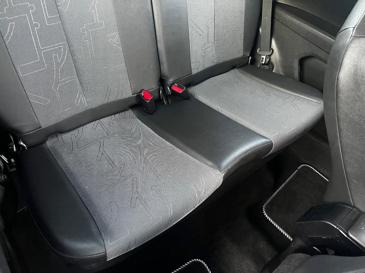 Used Toyota AYGO 2016 for sale - 76936312: Photo 16