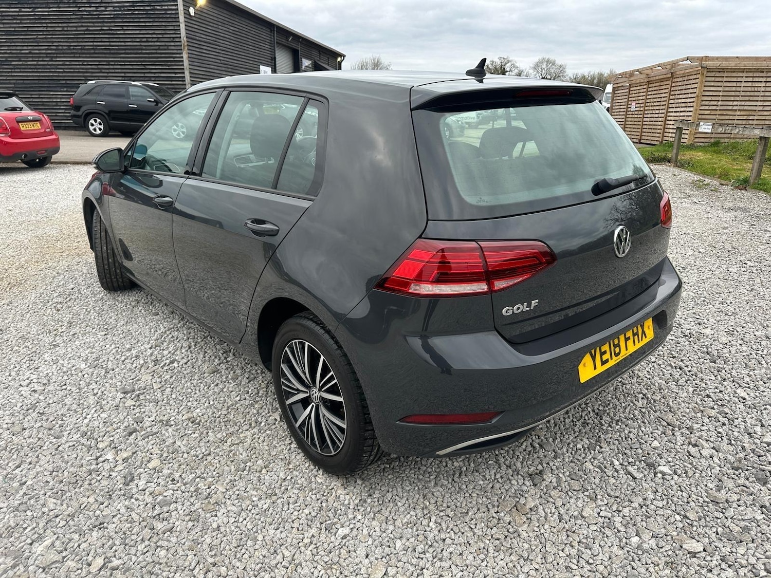 Used Volkswagen Golf 2018 for sale - 78171417: Photo 3