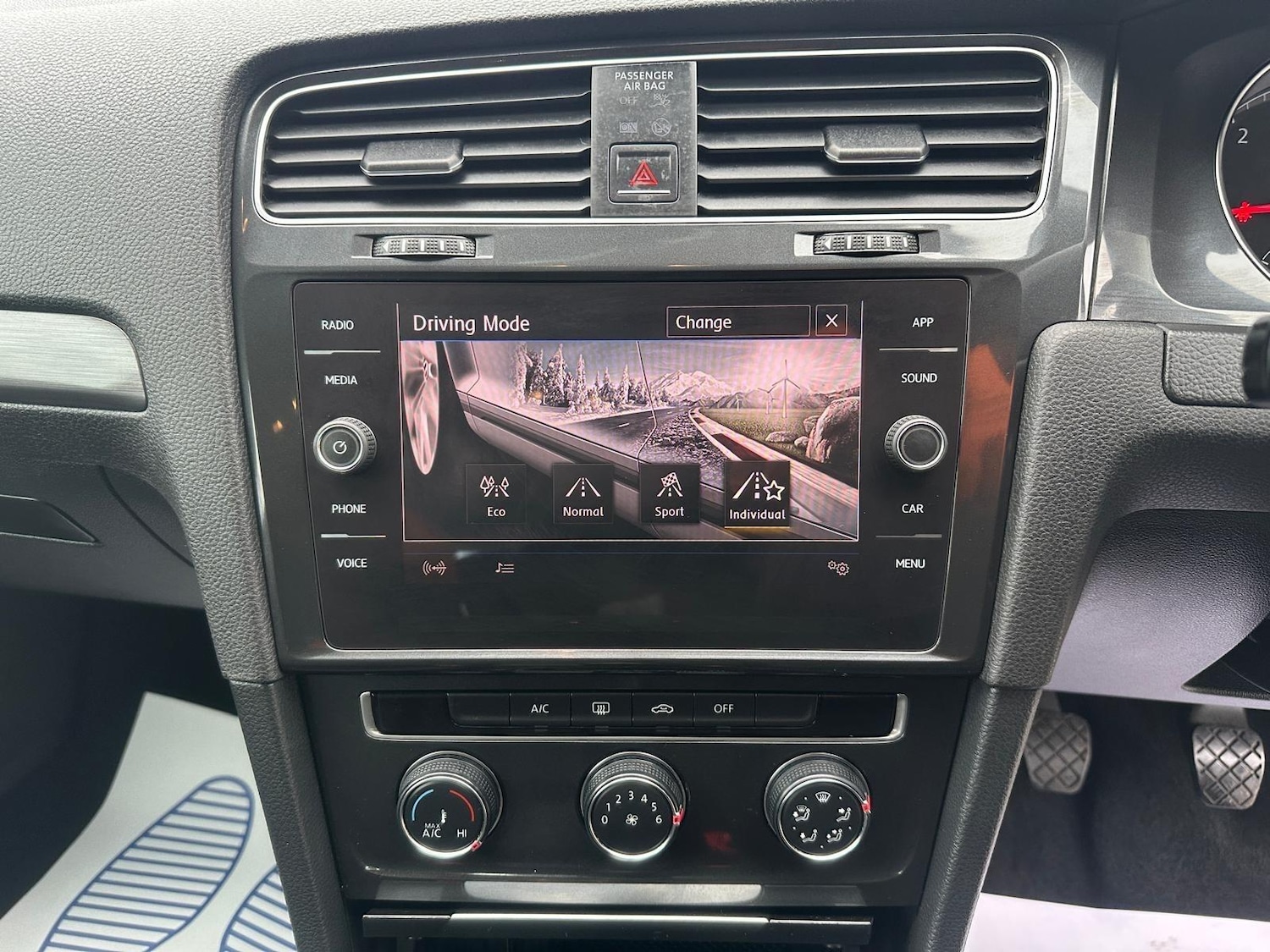 Used Volkswagen Golf 2018 for sale - 78171417: Photo 35