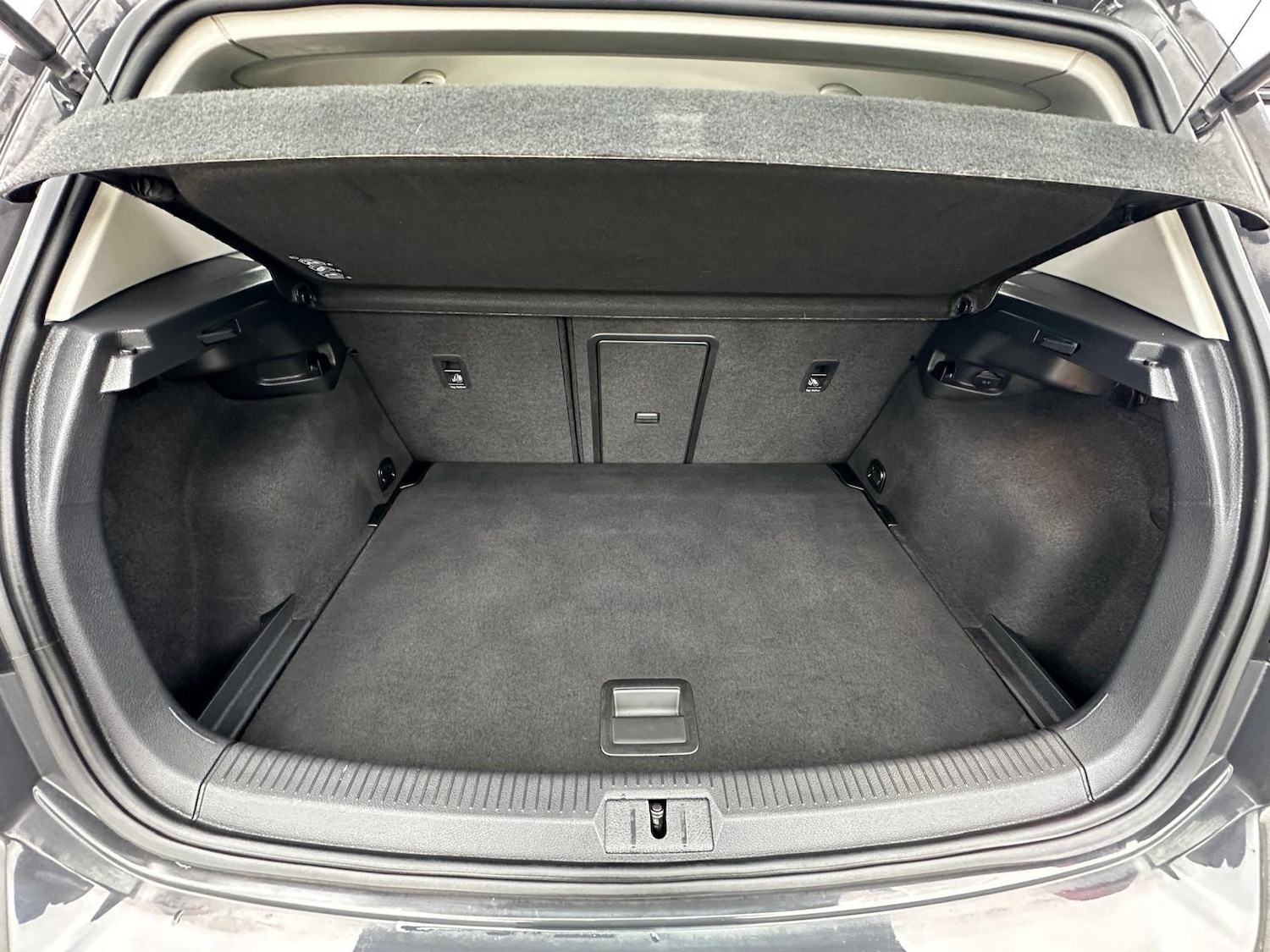 Used Volkswagen Golf 2018 for sale - 78171417: Photo 40