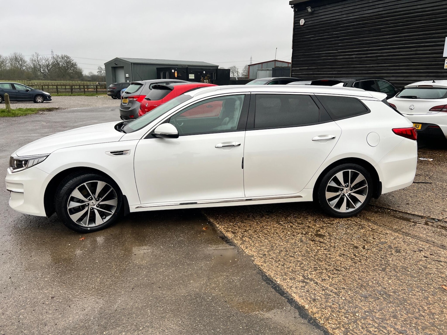 Used Kia Optima 2017 for sale - 77456098: Photo 5