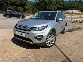Used Land Rover Discovery Sport 2016 for sale - 79188769: Photo