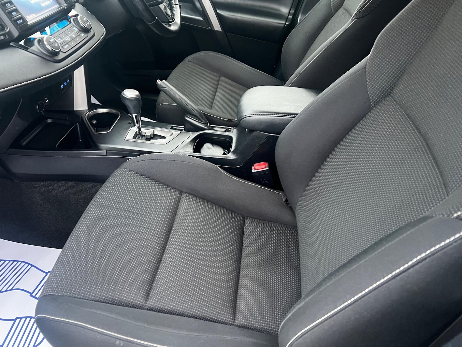 Used Toyota RAV4 2016 for sale - 76349897: Photo 43