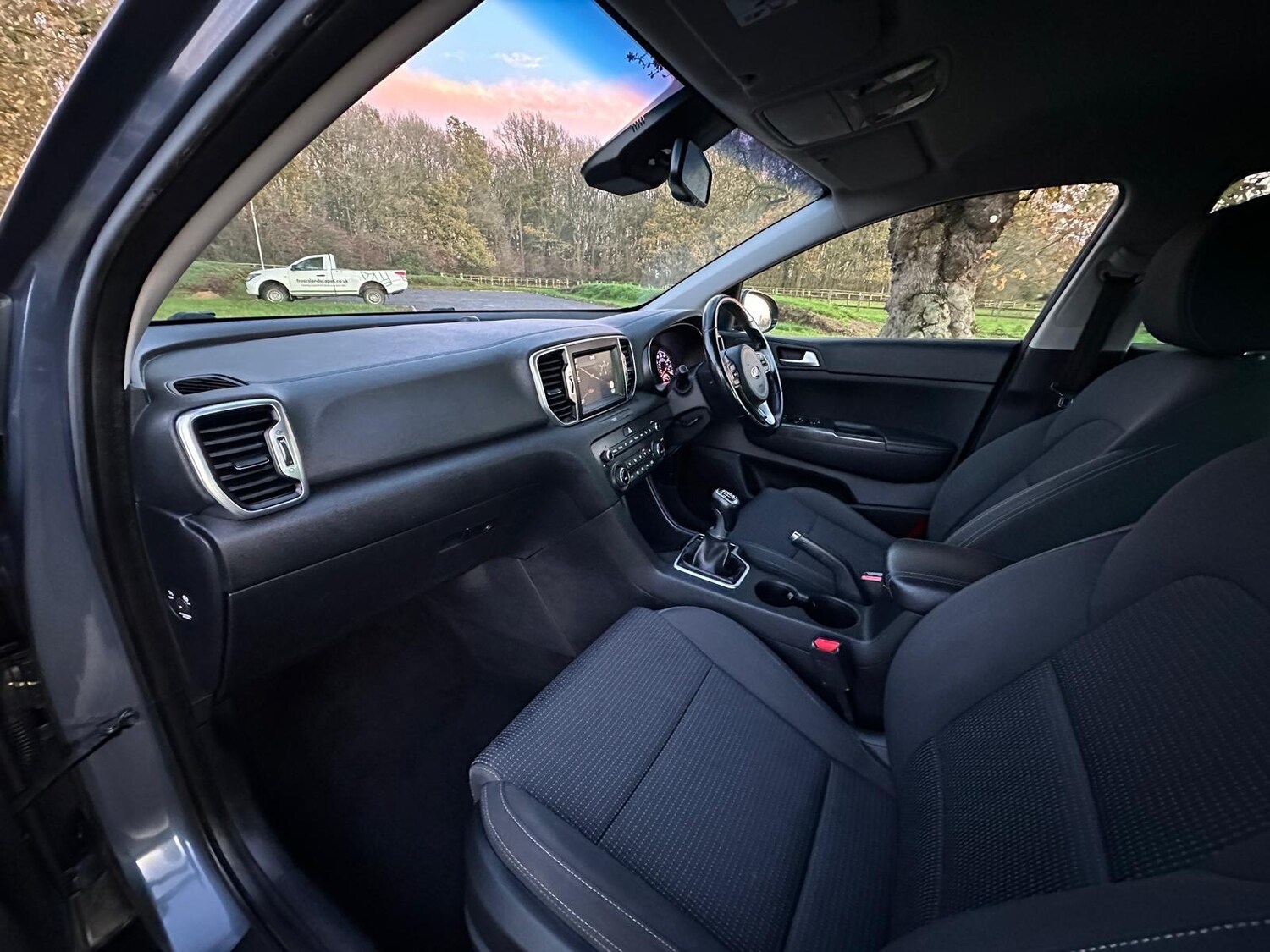 Used Kia Sportage 2018 for sale - 76765474: Photo 35