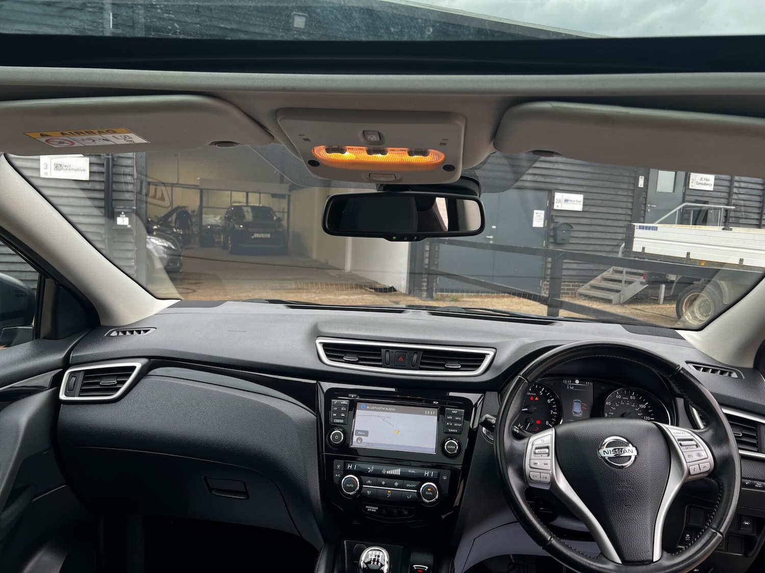 Used Nissan Qashqai 2017 for sale - 76314563: Photo 12