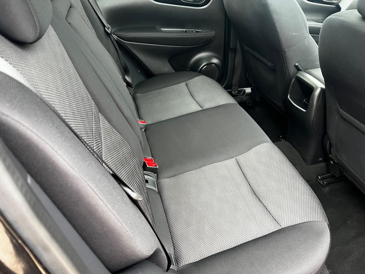 Used Nissan Qashqai 2017 for sale - 76314563: Photo 14