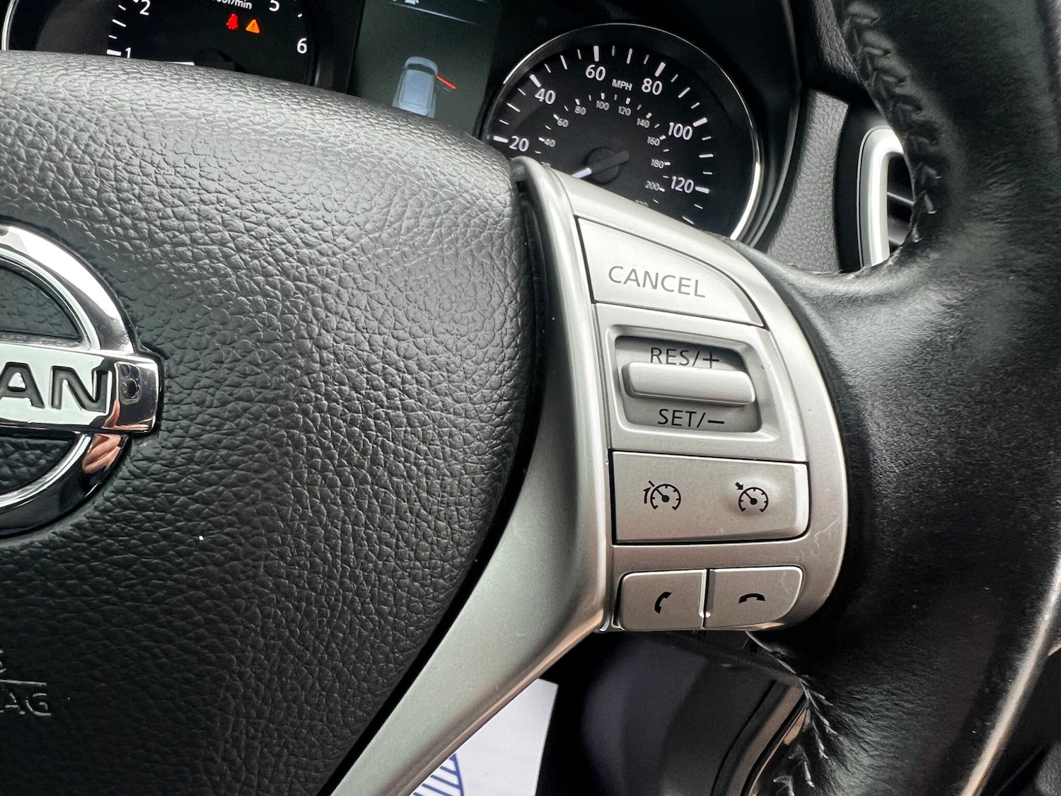 Used Nissan Qashqai 2017 for sale - 76314563: Photo 17