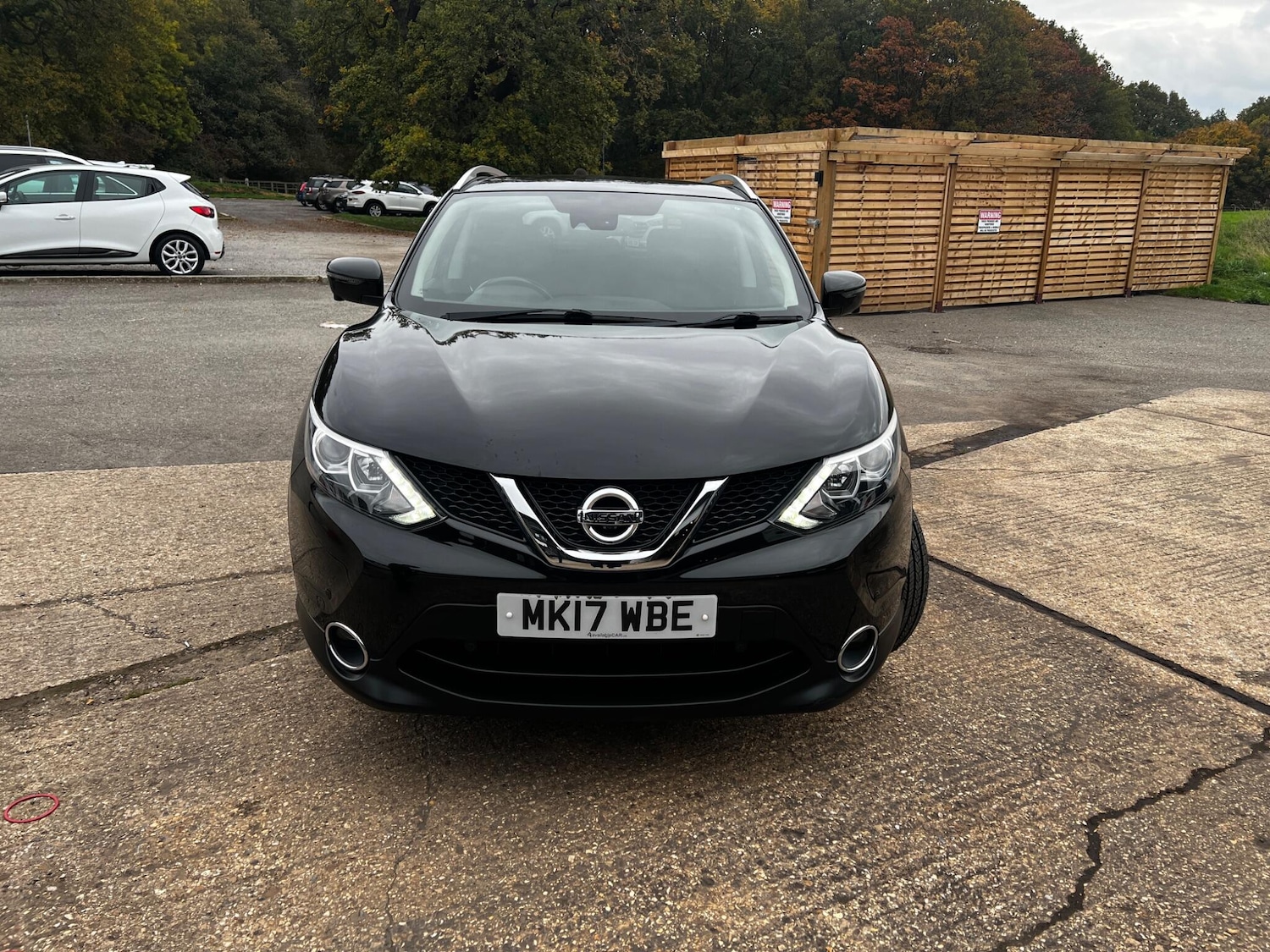 Used Nissan Qashqai 2017 for sale - 76314563: Photo 2