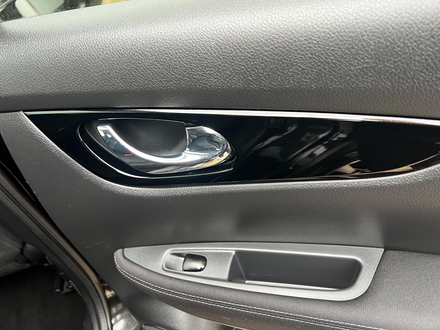 Used Nissan Qashqai 2017 for sale - 76314563: Photo 21