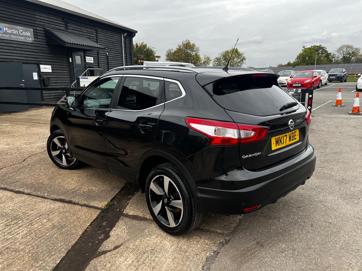 Used Nissan Qashqai 2017 for sale - 76314563: Photo 4