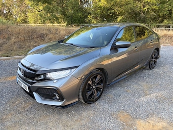 Used Honda Civic 2018 for sale - 79508738: Photo