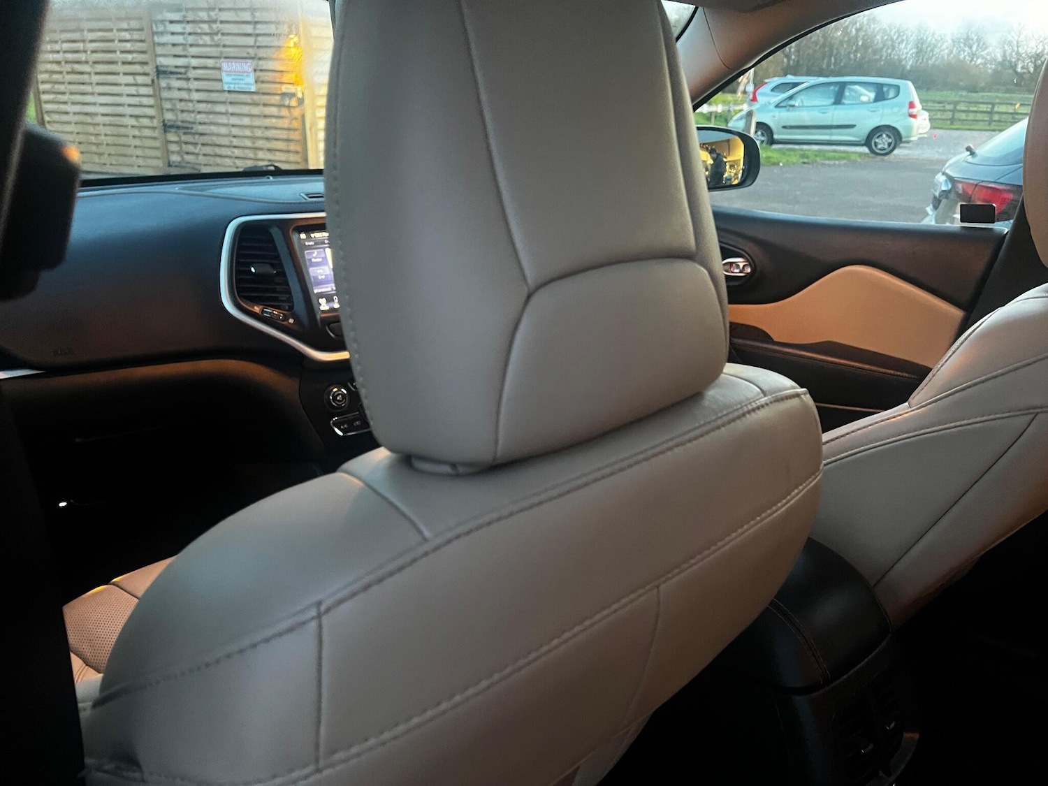 Used Jeep Cherokee 2016 for sale - 76886445: Photo 13