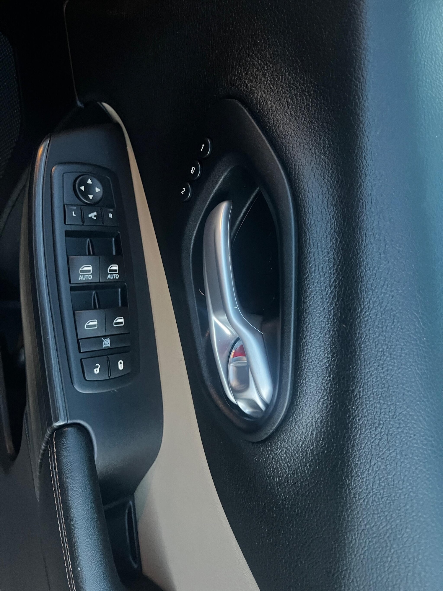 Used Jeep Cherokee 2016 for sale - 76886445: Photo 20