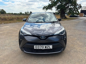 Used Toyota C-HR 2020 for sale - 79453571: Photo